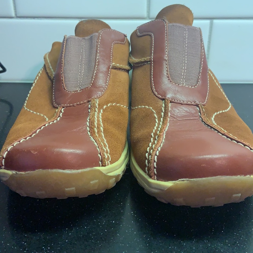 Steve Madden Retro Looking Slides - image 2